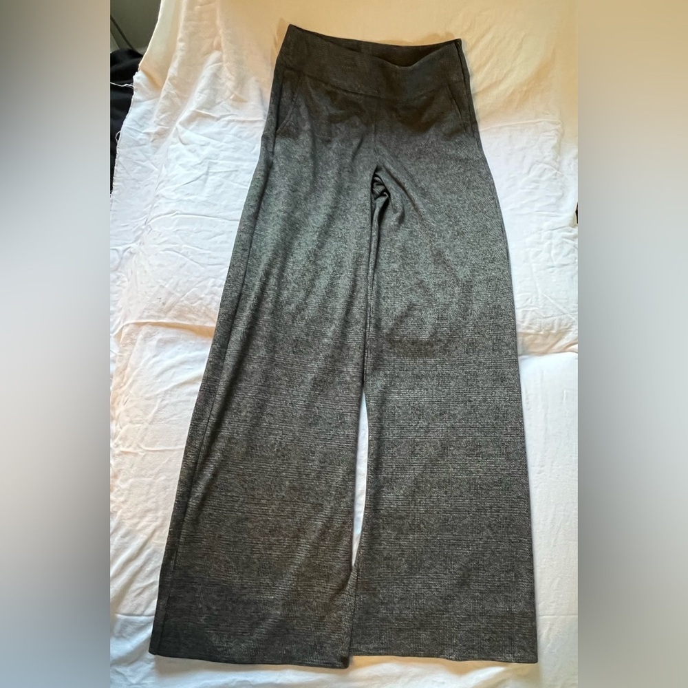CAbi Women's Long Wide Leg Pants
